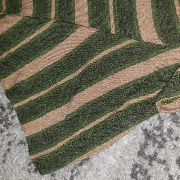 2 top set! - Picture 2 of 4